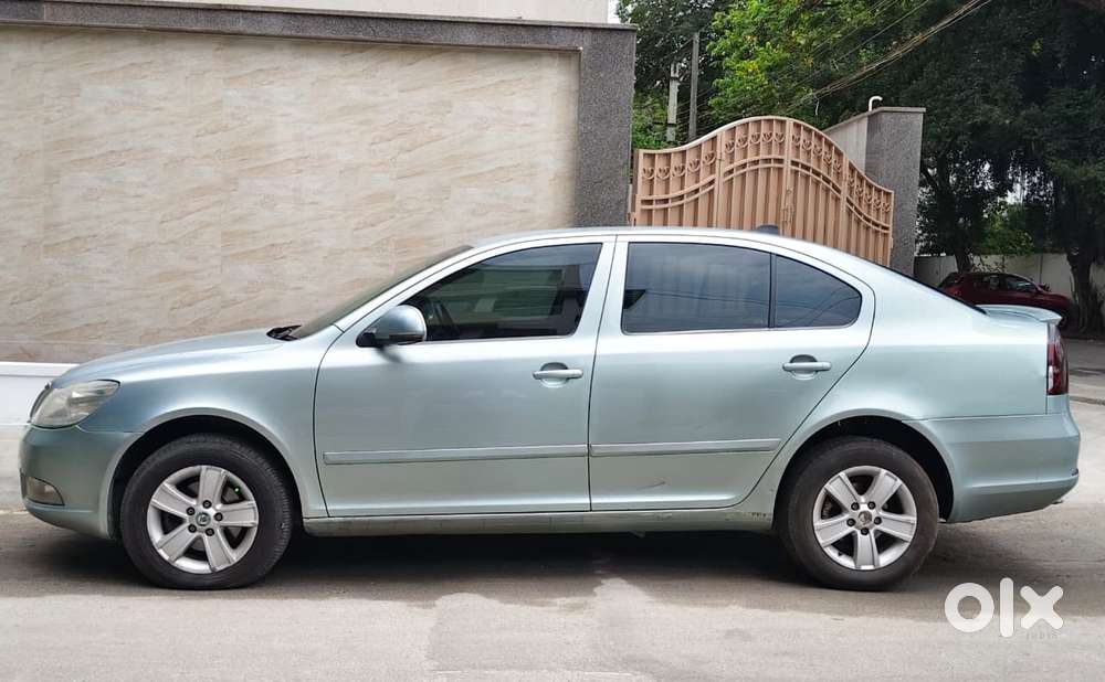 Skoda Laura Ambition 2.0 Tdi Cr At, 2009