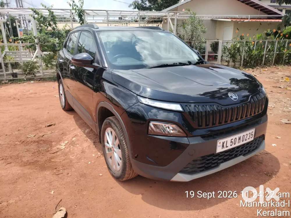 Skoda Kylaq Signature Plus Petrol Automatic 2025