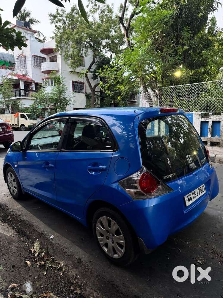 Honda Brio 2012 Petrol Well Maintained