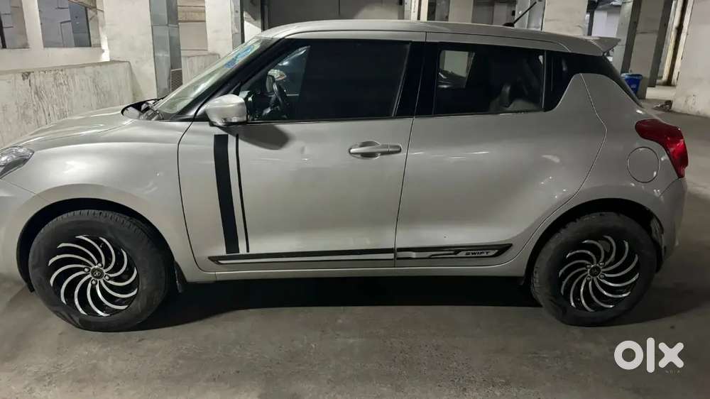 Maruti Swift Vxi Top Candition