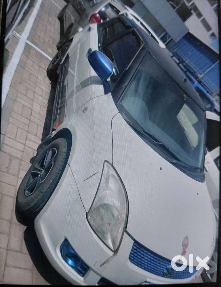 Maruti Suzuki Swift Vxi Optional, 2008, Petrol