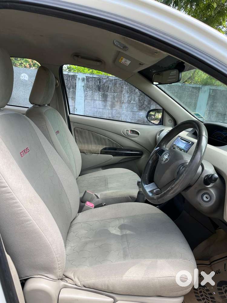 Toyota Etios Vx, 2015, Petrol