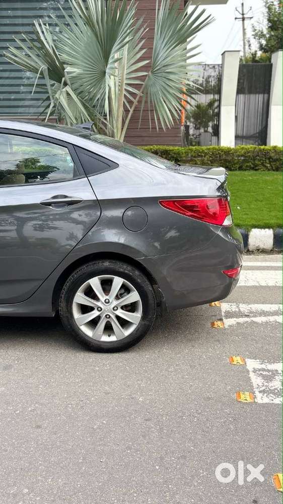 Hyundai Fluidic Verna 1.6 Vtvt Sx, 2014, Petrol