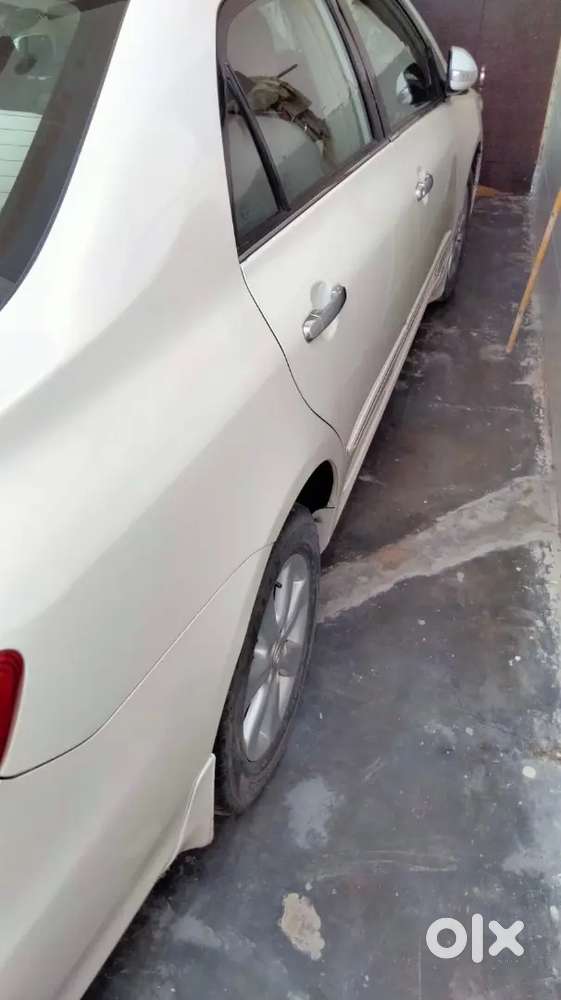 2013 Toyota Corolla Altis डीज़ल 2nd
