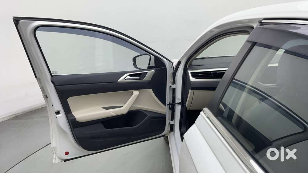 Volkswagen Virtus Highline Plus 1.0 Tsi At, 2024, Petrol