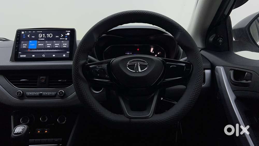 Tata Nexon 1.2 Revotron Xm (s), 2022, Petrol