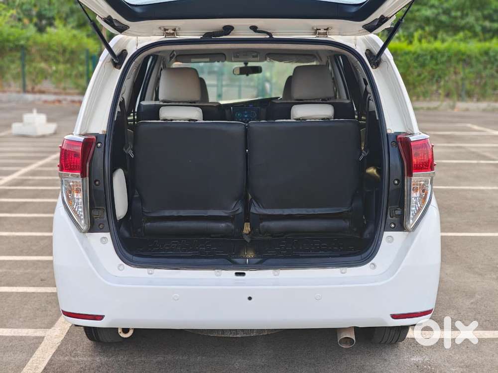 Toyota Innova Crysta 2.8 Gx At, 2017, Diesel