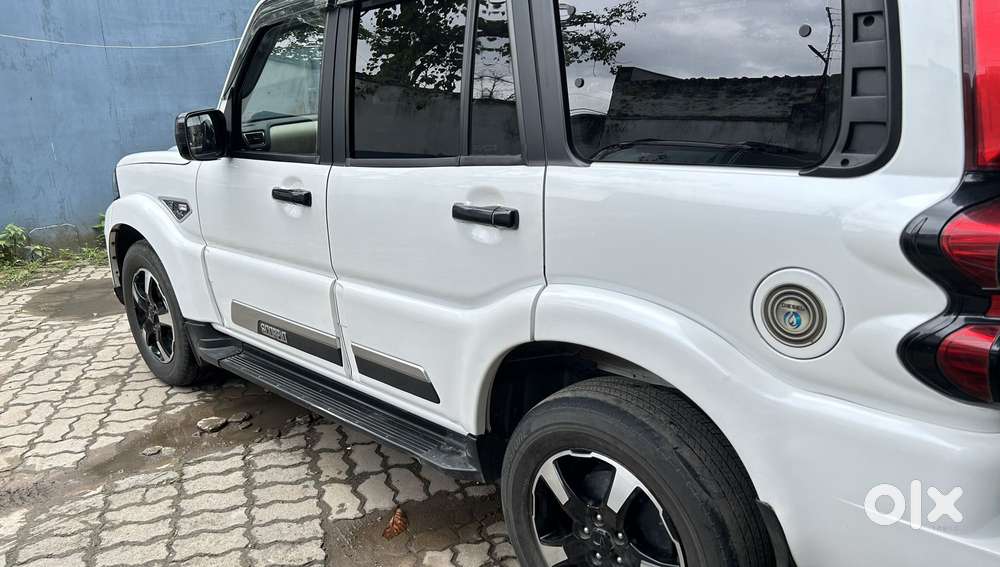 Mahindra Scorpio Classic 2.2 S 11 Mt 7 Str, 2024, Diesel