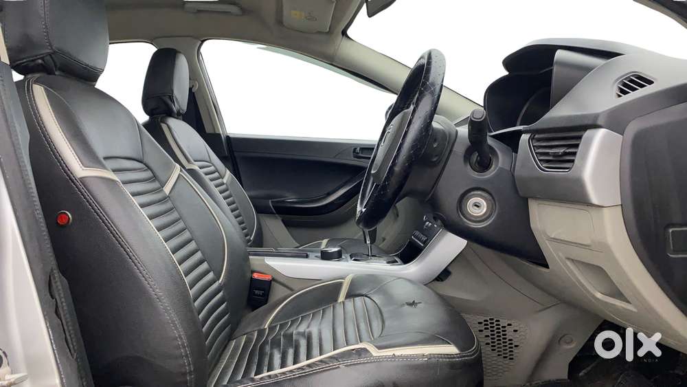 Tata Nexon 1.2 Revotron Xma, 2018, Petrol