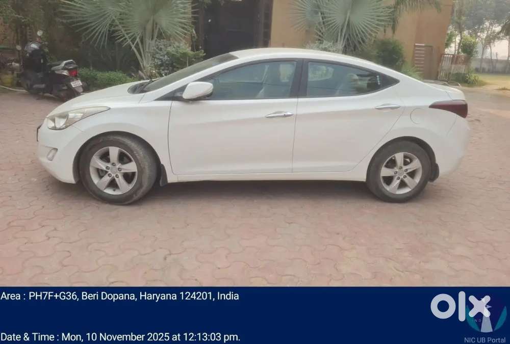 Hyundai Elantra 2013 Petrol 95000 Km Driven . Very Well Maintained Car