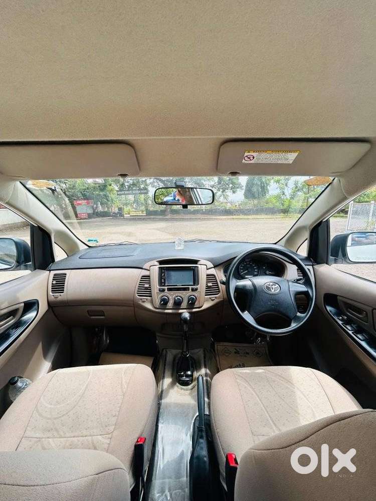 Toyota Innova 2.5 G (diesel) 8 Seater, 2015, Diesel