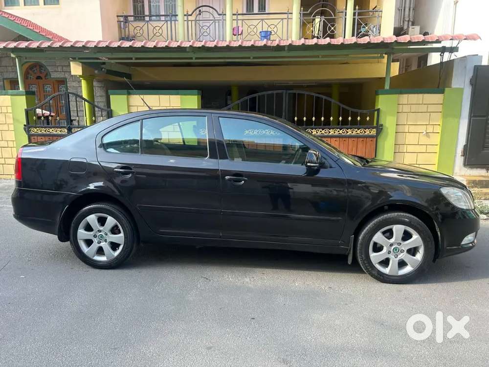Skoda Laura Elegance 2009