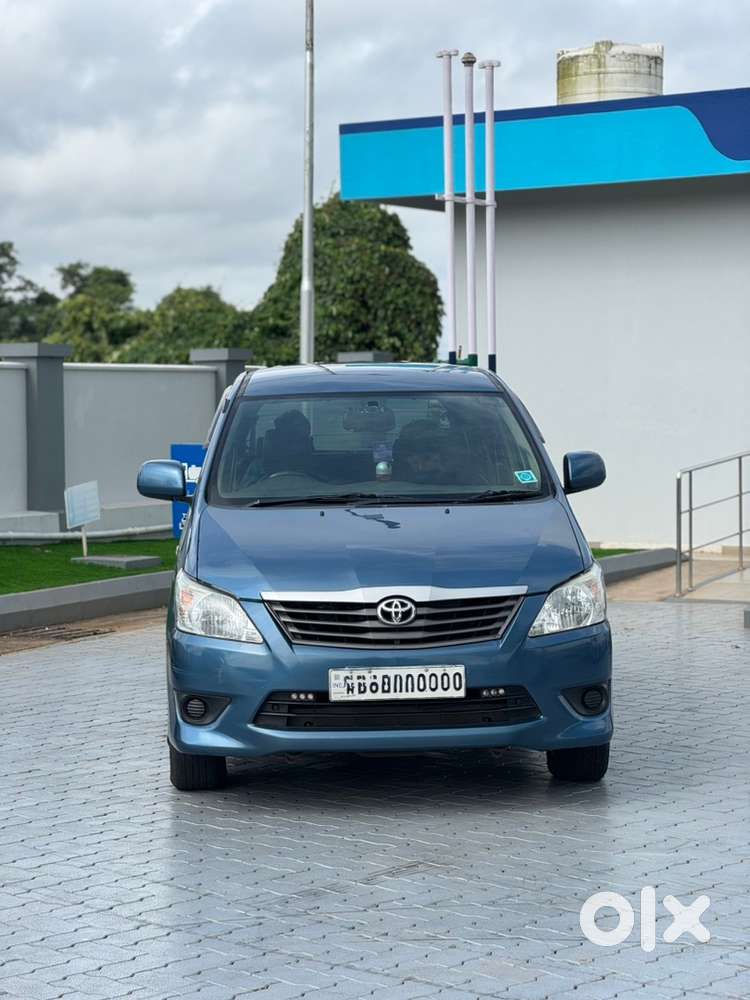 Toyota Innova Diesel 2012