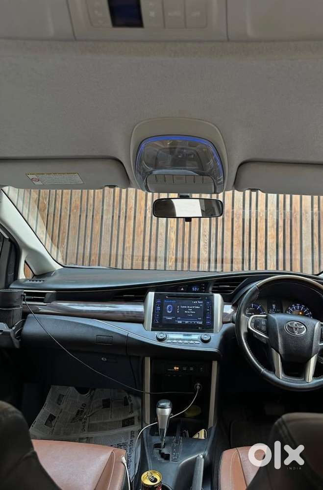 Toyota Innova Crysta 2.8z  Diesel Automatic  Vip Number - 1000