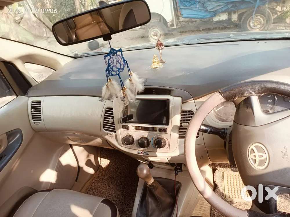Toyota Innova 2012 Diesel 195000 Km Driven Available For Sale