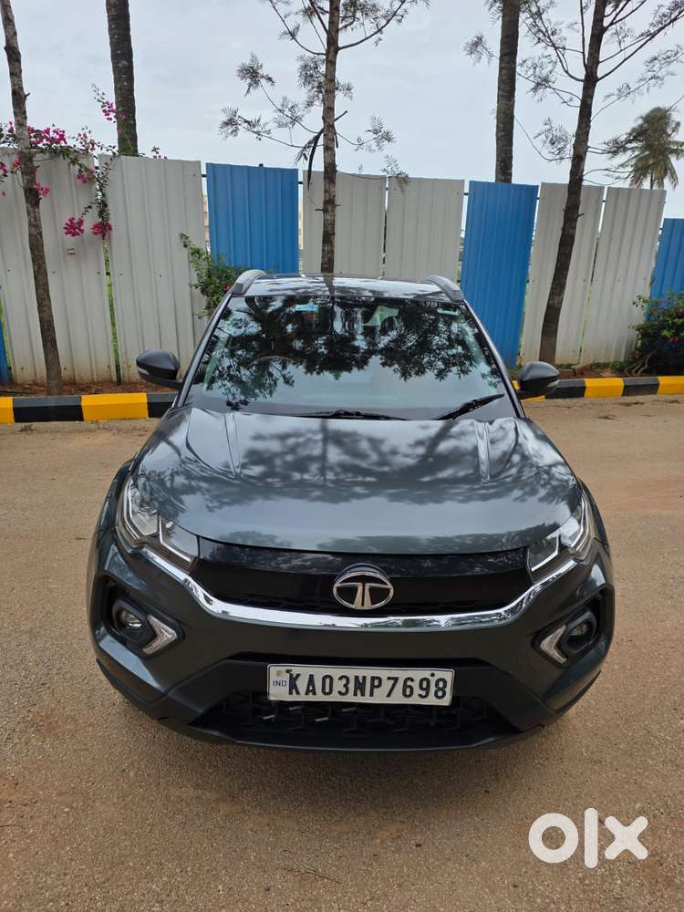 Tata Nexon 1.2 Revotron Xma Amt (s), 2023, Petrol