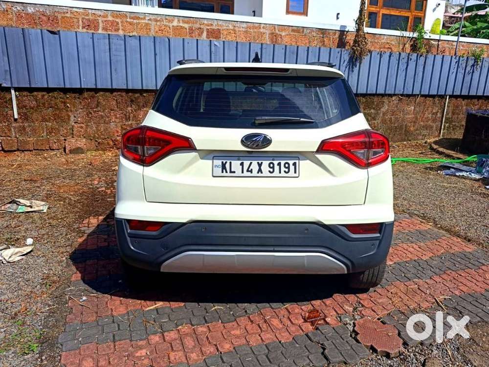 Mahindra Xuv300 W8, 2019, Petrol