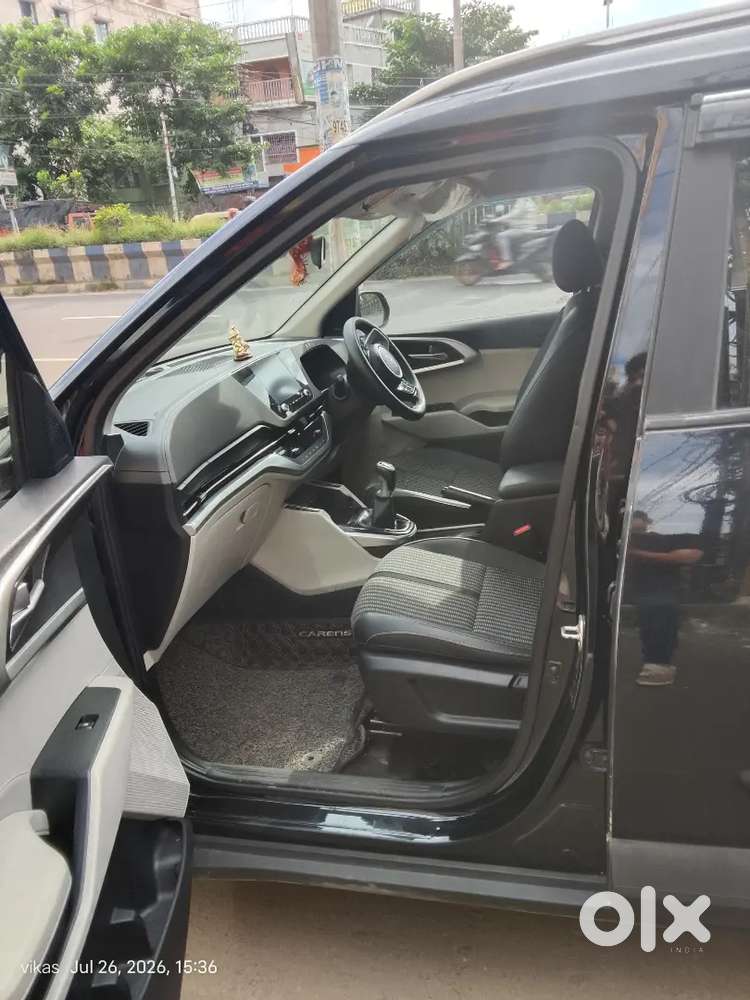 Kia Carens Premium 2024