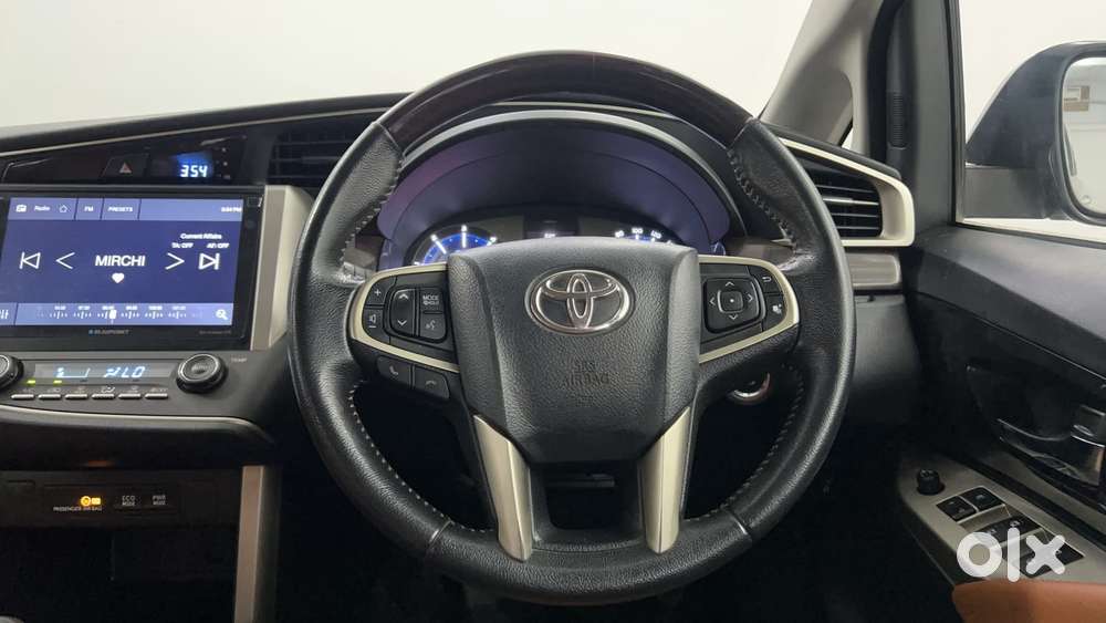 Toyota Innova Crysta 2.4 V 8 Str, 2018, Diesel