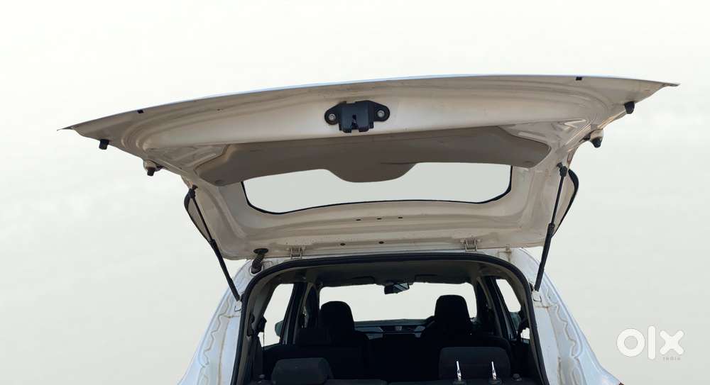 Renault Triber Rxt, 2020, Petrol