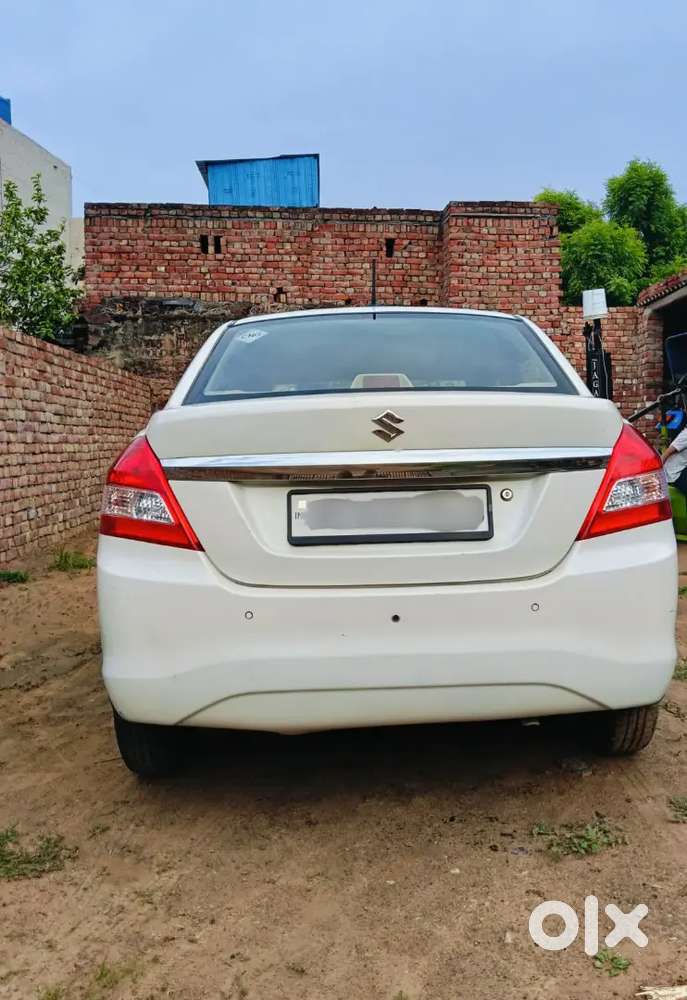Maruti Suzuki Dzire 2022 Cng & Hybrids 61225 Km Driven