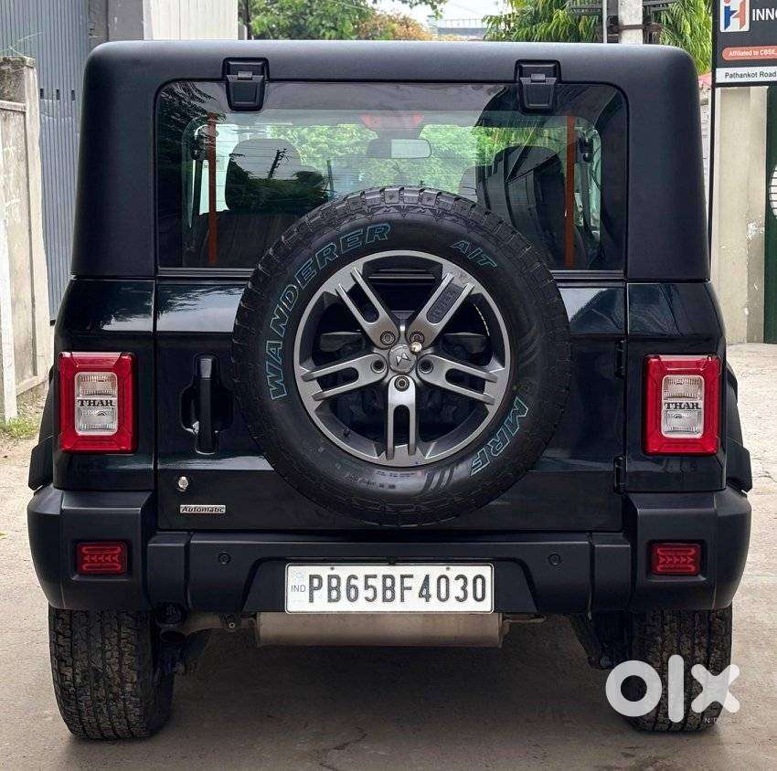 Mahindra Thar, 2023, Petrol