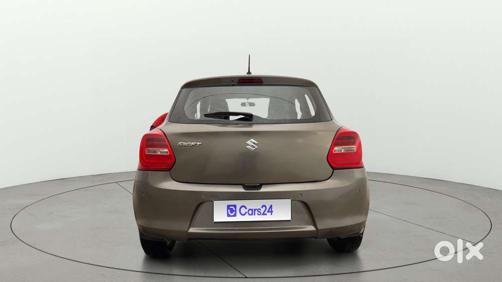 Maruti Suzuki Swift 2018 Amt Zxi, 2022, Petrol