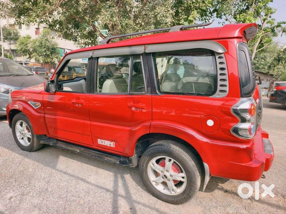 Mahindra Scorpio S10 7 Seater, 2015, Diesel