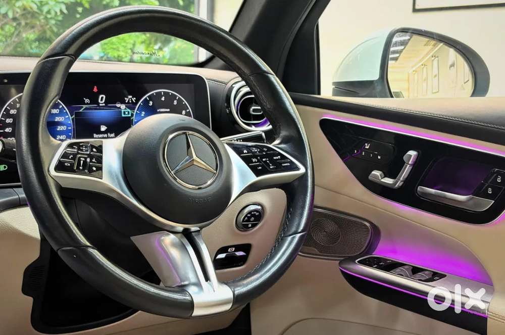 Mercedes-benz Glc, 2023, Petrol