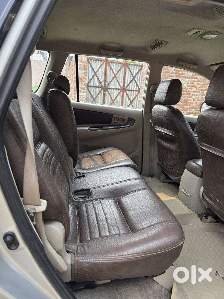 Toyota Innova 2009-2011 2.0 Gx 8 Str, 2014, Diesel