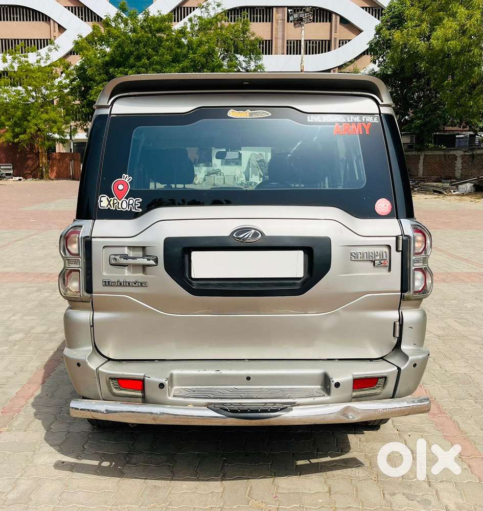 Mahindra Scorpio S4, 2015, Diesel