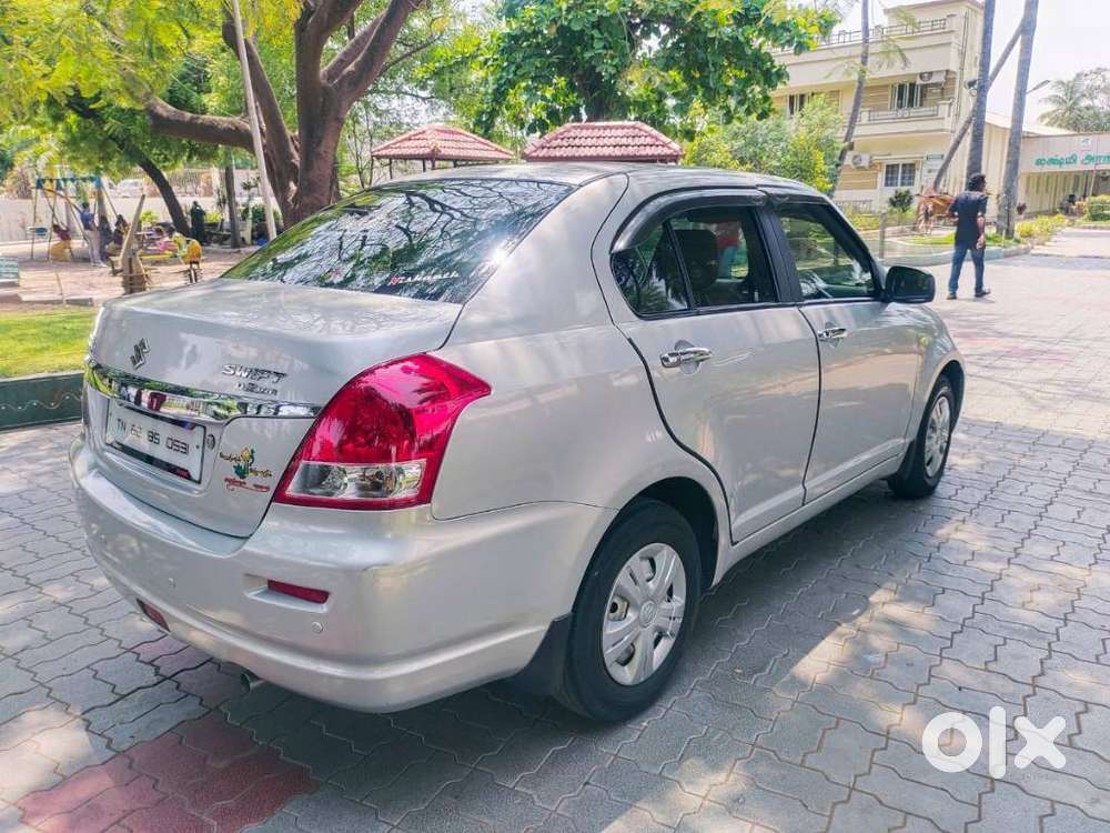 Maruti Suzuki Swift Dzire Lxi Option, 2010, Petrol