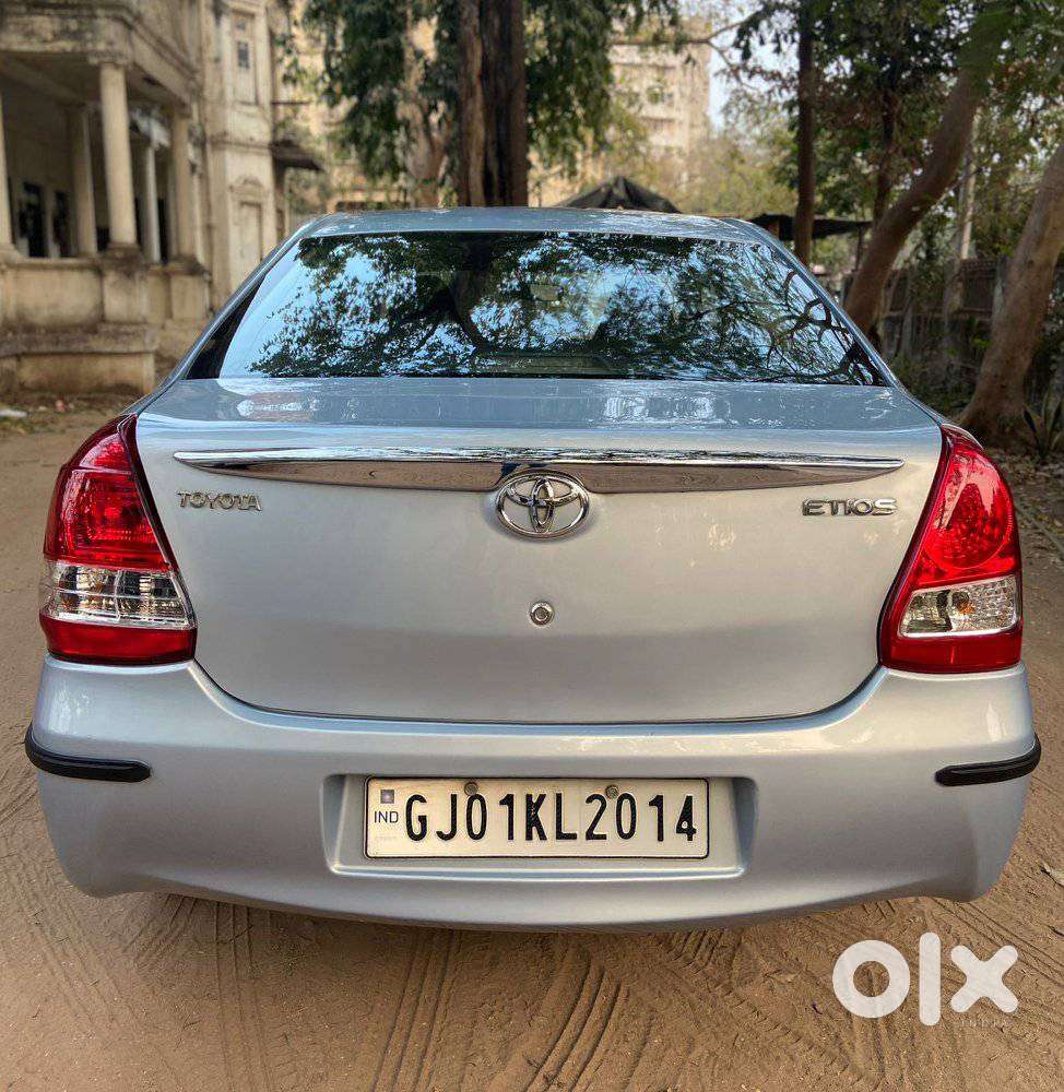 Toyota Etios 2010-2012 G, 2011, Petrol