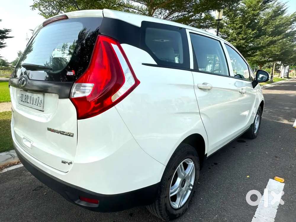 Mahindra Marazzo 2022 September Diesel M4plus