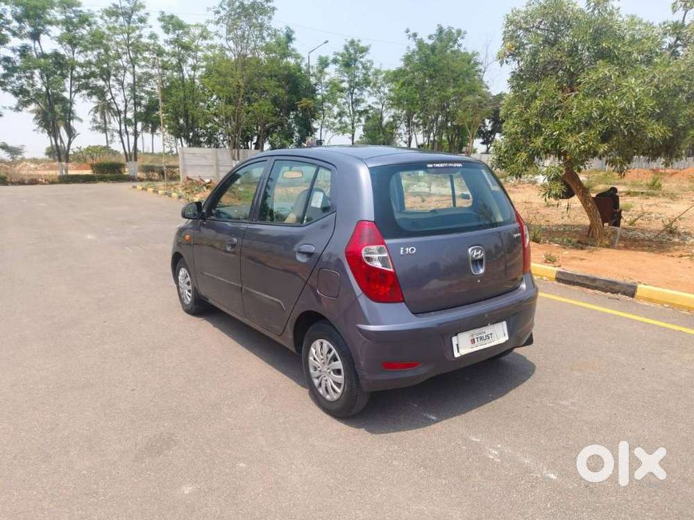 Hyundai I10 Sportz, 2016, Petrol