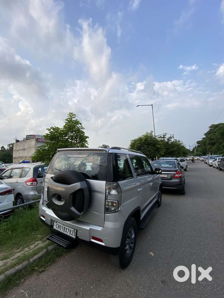 Mahindra Tuv 300 T8, 2019, Diesel