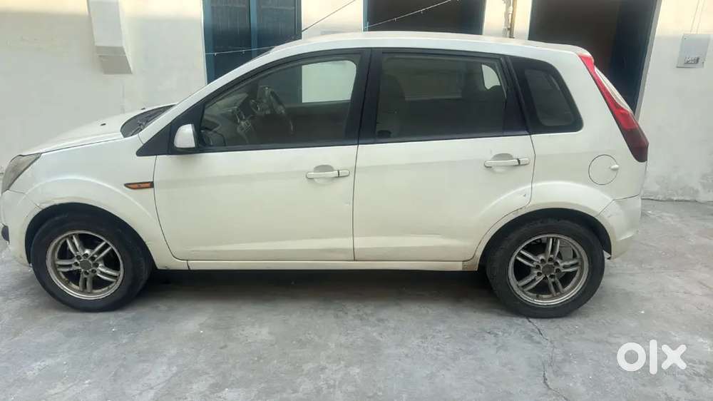 Ford Figo 2011