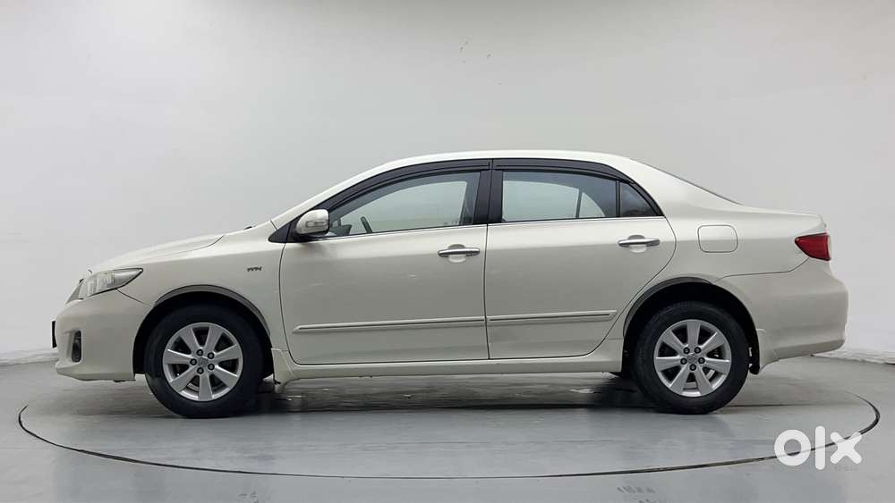 Toyota Corolla Altis 1.8 G, 2013, Petrol