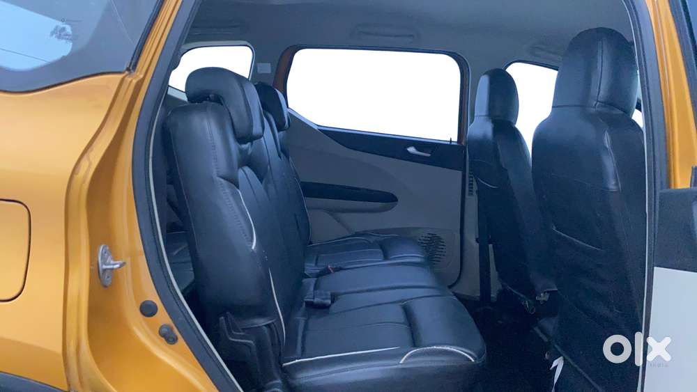 Renault Triber Rxz, 2019, Petrol