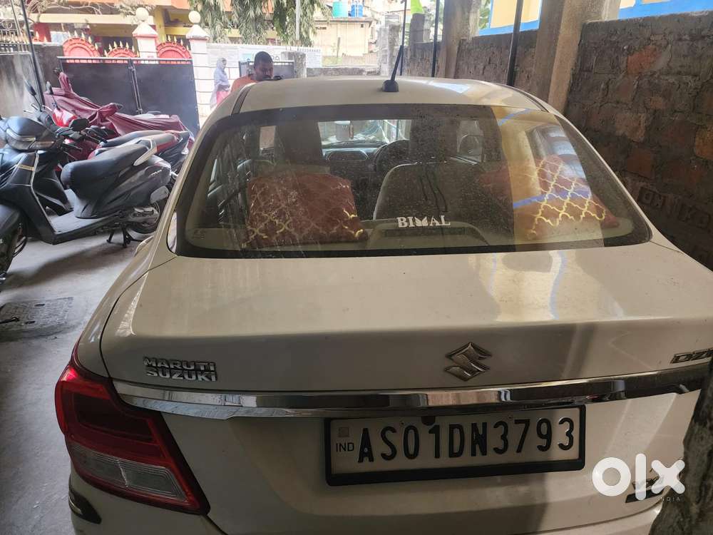 Maruti Suzuki Swift Dzire Vxi(o) Amt, 2018, Petrol