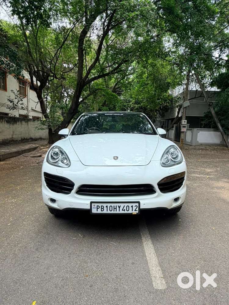 Porsche Cayenne 2013 Diesel 74000 Km Driven