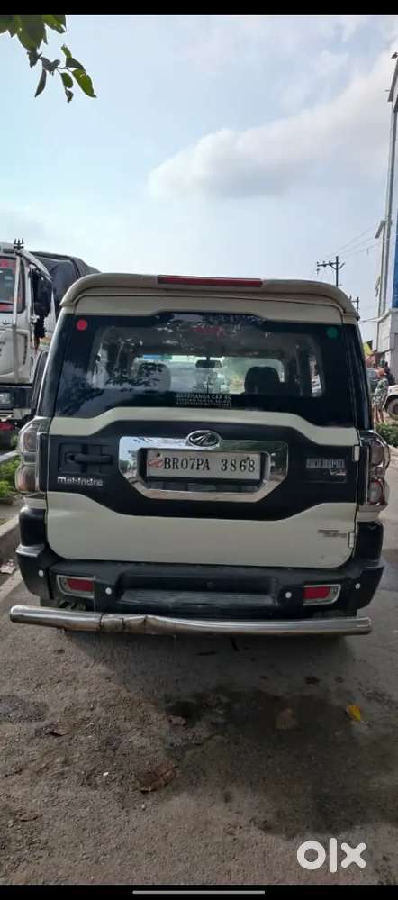 Mahindra Scorpio S2 2015