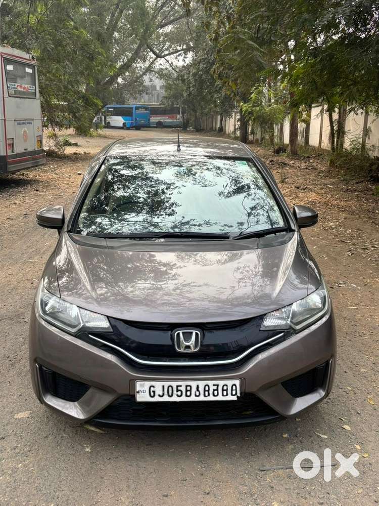 Honda Jazz 2017 Diesel 142000 Km Driven With Service Record