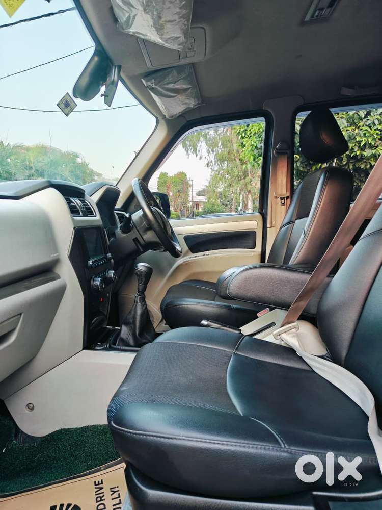 Mahindra Scorpio Classic 2.2 S 11 Mt 7 Str, 2021, Diesel