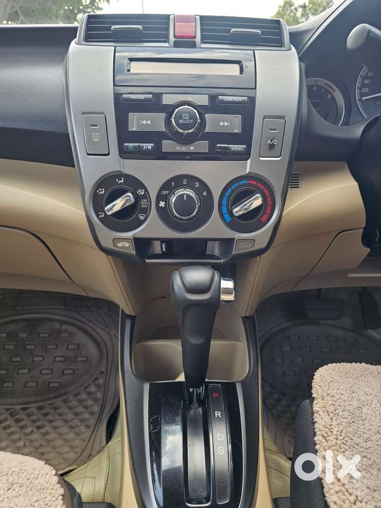 Honda City V At, 2013, Petrol