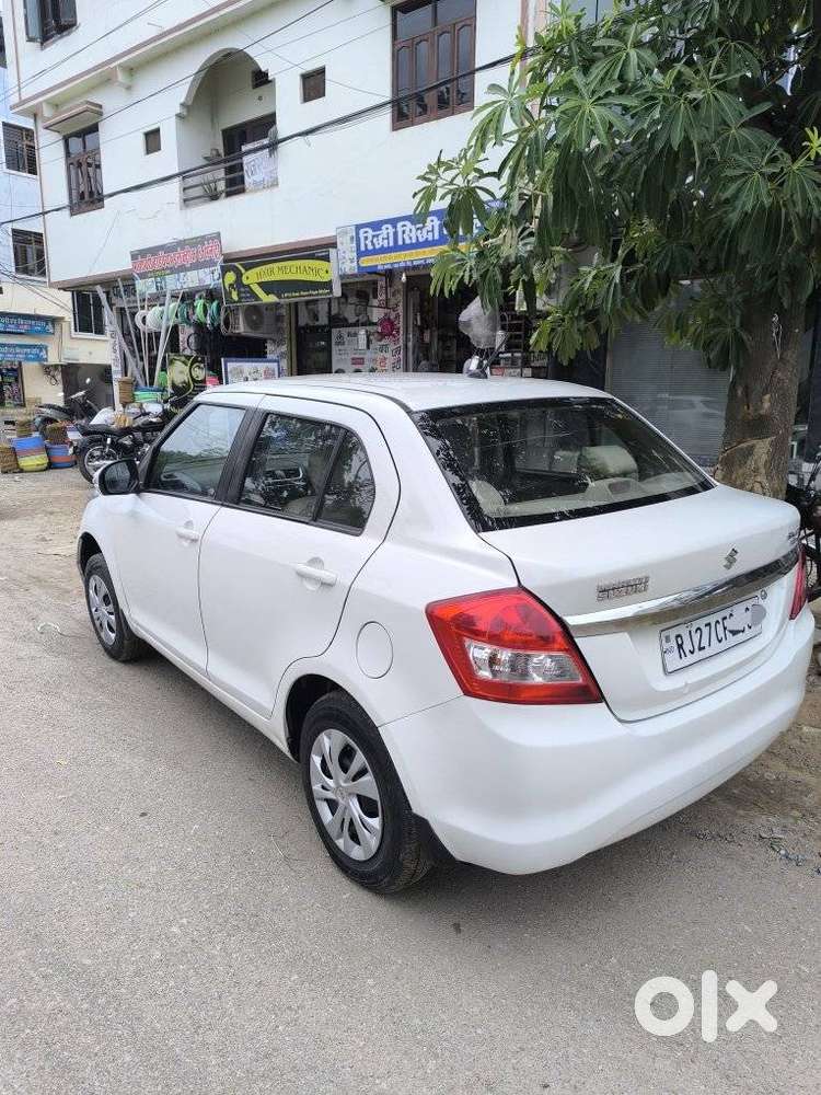 Maruti Suzuki Dzire 1.2 Vxi, 2016, Petrol