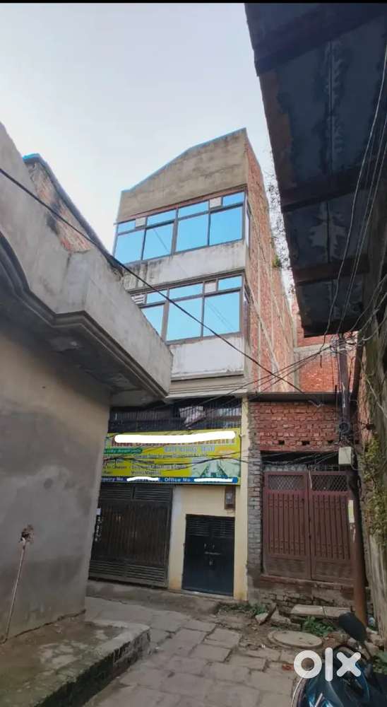 Building available for rent