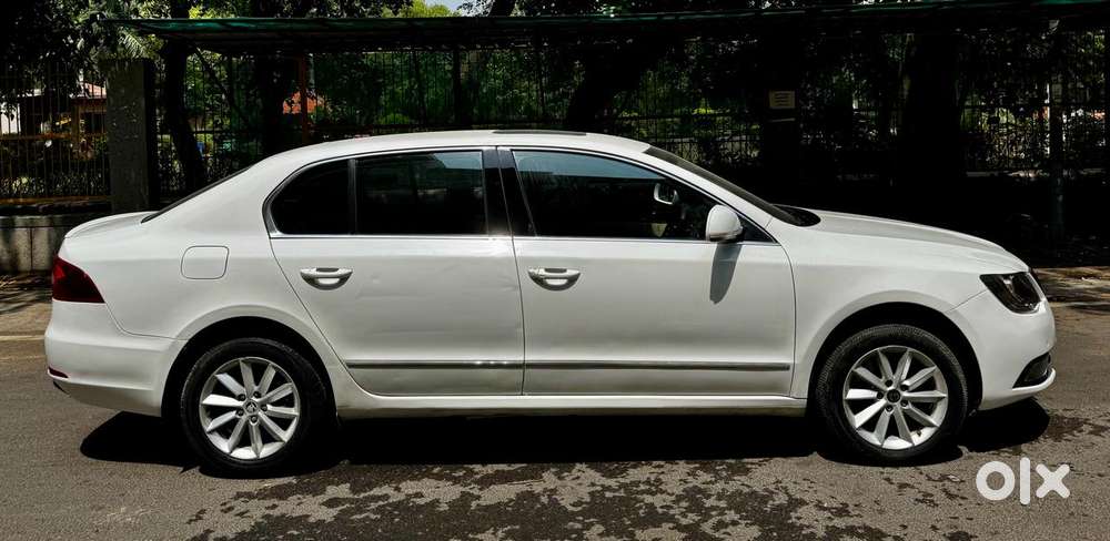 Skoda Superb 1.8 Elegance Tsi At, 2014, Petrol