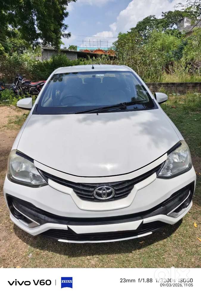 Toyota Etios Gd Platinum 2017 1st Owner Very Good Condition