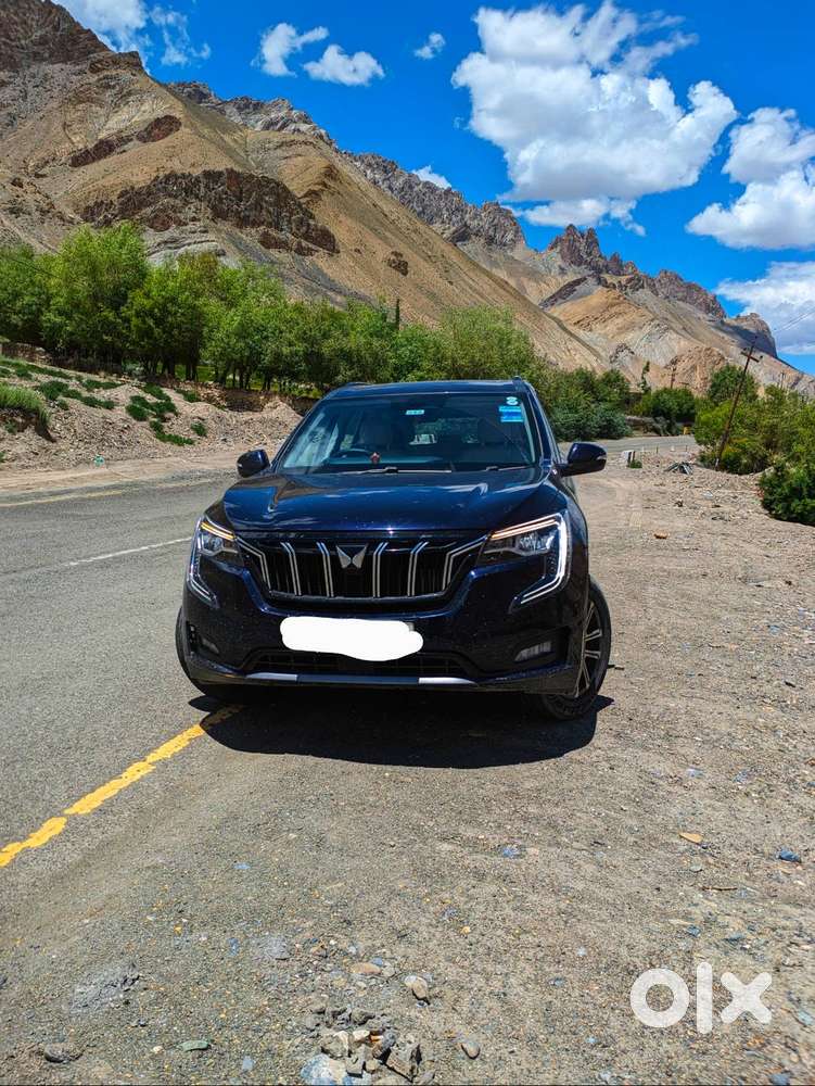 Xuv700 Petrol At With 2 Year Extended Warranty & Adrenox Subscription